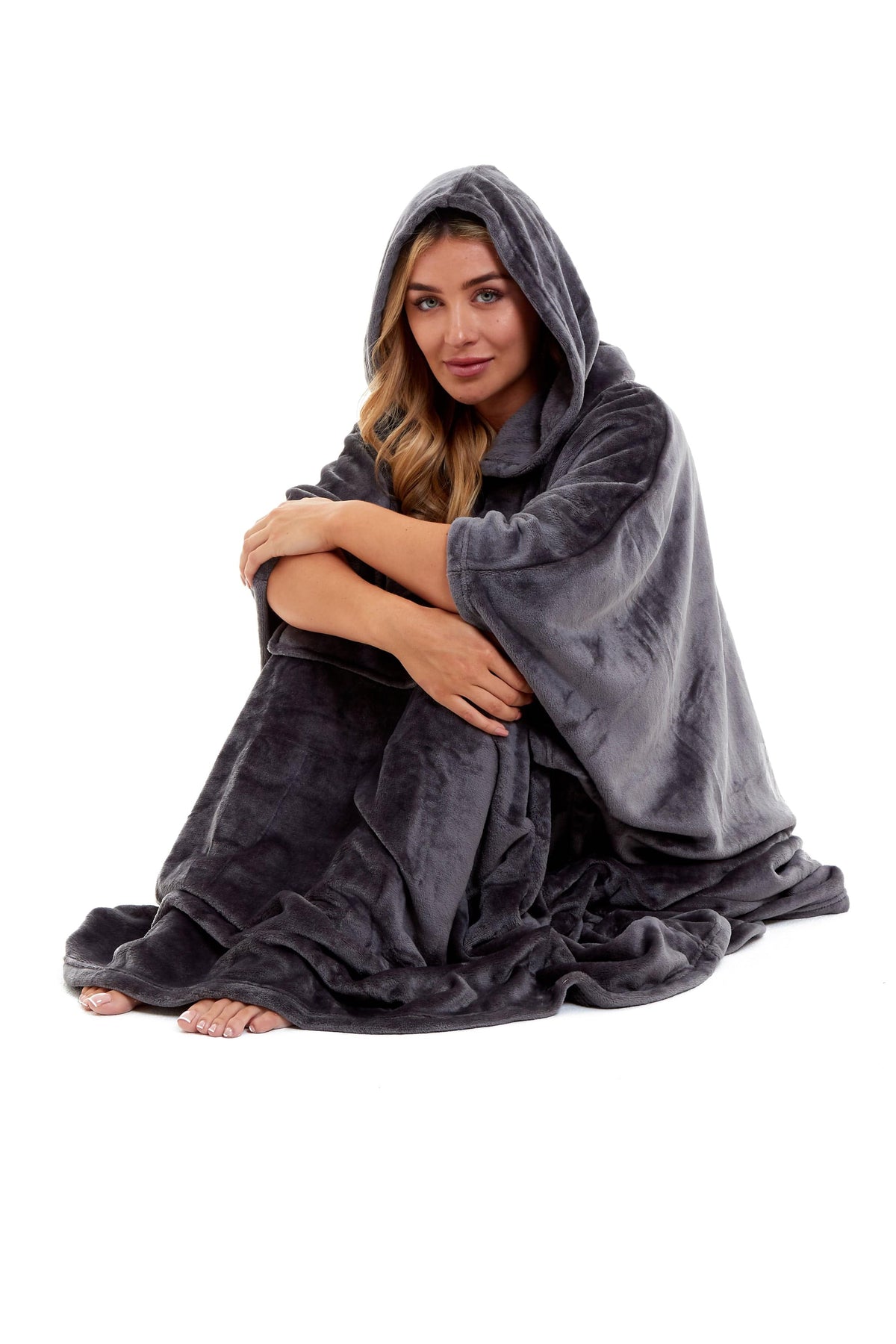 Olivia Rocco Women's Hooded Poncho Blanket – Navy & Charcoal